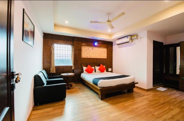 Seasons Residency Hotel Bangalore Eksteriør billede